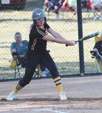 Hinton softball's win streak snapped, team bounces back to finish 10-0 in conference - Le Mars Daily Sentinel