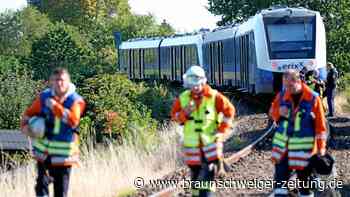 Feuerwehreinsatz auf Bahnstrecke nach Hannover: Beendet