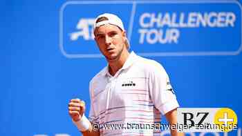 Jan-Lennard Struff schlägt auch die eigene Nervosität