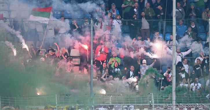 Bengalische Feuer: Augsburg muss 21.000 Euro Strafe zahlen