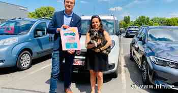 “Laat uw hond niet achter in de wagen”: Brugge lanceert sensibiliseringsactie in de zomer - Het Laatste Nieuws