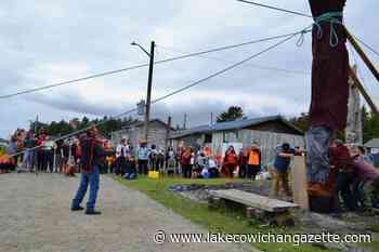 Truth-speaking Vancouver Island totem pole unveiled on Canada Day - Lake Cowichan Gazette