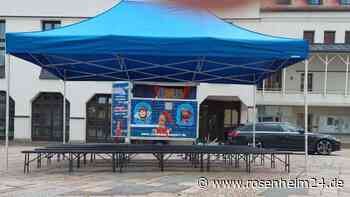 „Kasperl und die rote Nase“: Bairisches Kasperlspiel von Stephan Mikat macht im Landkreis Rosenheim Station