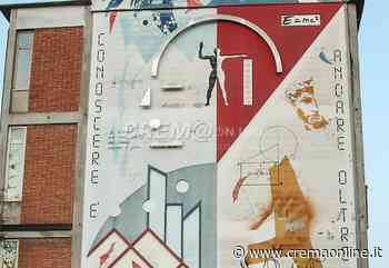 Crema. Facciata della scuola media Galmozzi, affidati i lavori. Il murales sarà mantenuto - Crem@ on line