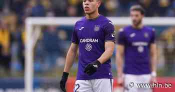 Football Talk. Stroeykens tekent nieuw contract bij Anderlecht - “Speler uit de Premier League (29) opgepakt op verdenking van verkrachting” - Het Laatste Nieuws