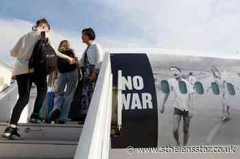 1972 'Napalm Girl' escorts Ukraine refugees to Canada - St Helens Star