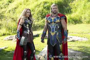 Review: ‘Thor: Love and Thunder’ is pure bonkers filmmaking - Oak Bay News