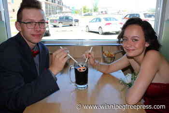 A&W celebrates 60 years in Steinbach - The Carillon - Winnipeg Free Press