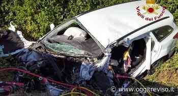 Schianto a Cornuda tra auto e camion: un ferito grave - Oggi Treviso