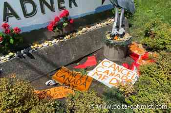 Letters: Canada Day heron vandalized - Delta Optimist