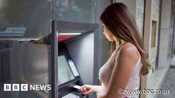 Most only have £500 of savings says Lloyds boss