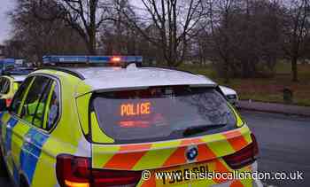 Suspected gunshots fired at police in Streatham – vehicle found