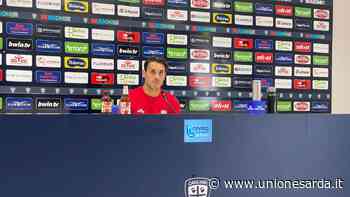 Nicolas Viola si presenta a Cagliari, la conferenza stampa del centrocampista rossoblù - L'Unione Sarda.it