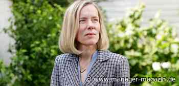 Nachhaltige Geldanlage: Der Milliardenfonds APG hält sich für einen Vorreiter beim Megatrend der nachhaltigen Geldanlage. Die Regeln bei den Niederländern setzt: Claudia Kruse aus Wilhelmshaven.