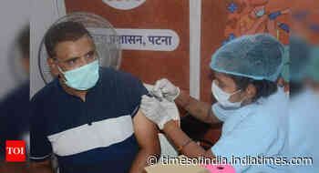 Coronavirus in India LIVE Updates: Govt reduces gap for Covid-19 precaution doses from 9 months to 6 months for those above 18 years - Times of India