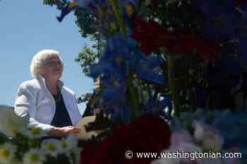 PHOTOS: Janet Yellen, George Washington Welcome New Citizens at Mount Vernon - Washingtonian