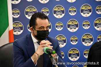 Dl Aiuti: Trancassini (FdI), Parlamento eletto fermo in attesa di incontro tra persone non elette - La Voce del Patriota