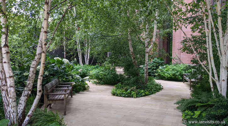 London’s Pocket Parks: Distaff Lane Garden, EC4