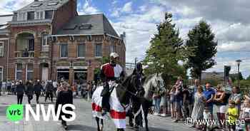 Gemeente Puurs viert 730-jarig bestaan met feestparade - VRT NWS