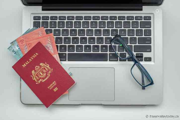 How Did People Book Flights Before The Internet?