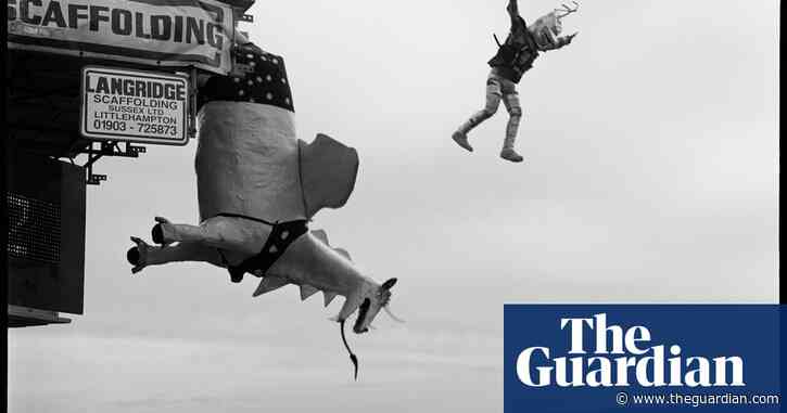 A knight in shining armour plummets off a pier: Dod Miller’s best photograph
