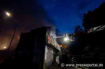 FW-MK: Bauernhof in Kesbern fällt Flammen zum Opfer