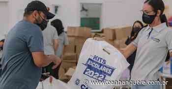 Cotia: Dia 8/07, Prefeitura inicia a entrega do material escolar referente ao 2º semestre - O Anhanguera