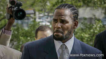 R. Kelly removed from suicide watch at Brooklyn prison