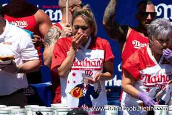 VIDEO: Joey Chestnut is chomp champ again in July 4 hot dog contest