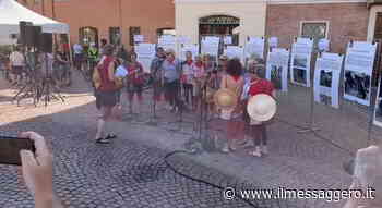 Giro Donne 2022, il canto delle Mondine di Novi a Carpi - ilmessaggero.it