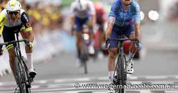 Tearful Australian Clarke wins at Le Tour - Western Advocate