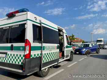Scontro tra auto e van sulla Cuneo-Busca, qualche disagio per il traffico - Cuneodice.it