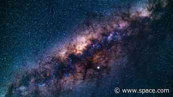 How cold is space? Physics behind the temperature of the universe