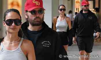 Scott Disick grabs lunch with leggy mystery woman in Miami - Daily Mail