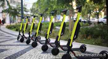 Capri, Federalberghi accusa: «I monopattini elettrici sono pericolosi, servono regole e controlli» - ilmattino.it