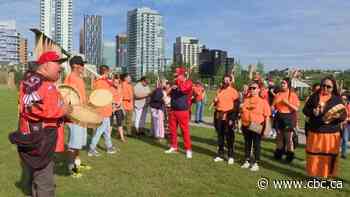 Walk of reconciliation takes place in Calgary on National Indigenous Peoples Day - CBC.ca