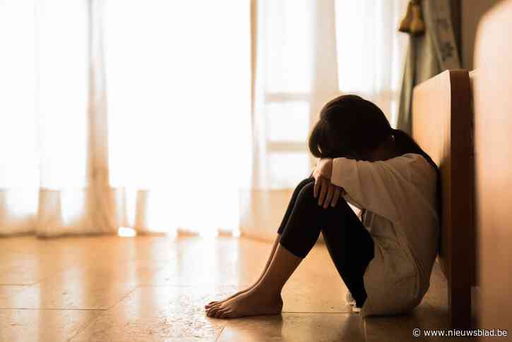 Zelfs toen omgeving de signalen zag, greep Lommelse moeder niet in: “Ze liet haar kind vallen”