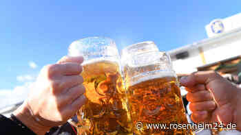 Über 10 Euro: So viel kostet 2022 eine Mass Bier auf dem Rosenheimer Herbstfest