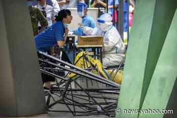 Shanghai and Beijing order a new round of mass coronavirus testing - Yahoo News