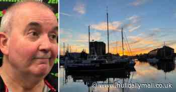 Darts superstar Phil Taylor declares his love for Hull after playing at Bonus Arena - Hull Live