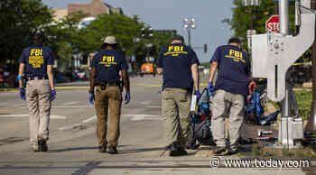 Gunman dressed like a woman to blend in during July 4 shooting, police say