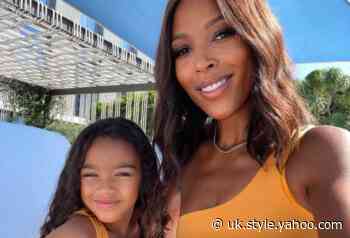 Canadian influencer Sasha Exeter 'twins' with daughter in adorable new swimsuit pics - Yahoo Lifestyle UK