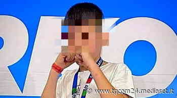 Jesolo, lo sfidante resta bloccato nel traffico: kickboxer di 10 anni rifiuta la vittoria a tavolino e lo aspetta - TGCOM