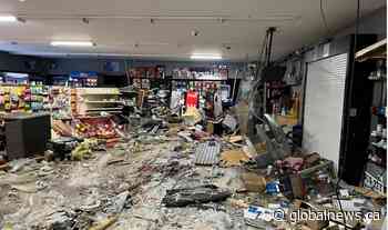 Two men arrested after trying to pull ATM out of Brandon store by truck: police - Global News