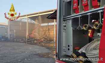Modena, incendio alla discarica di via Caruso - modenaindiretta.it