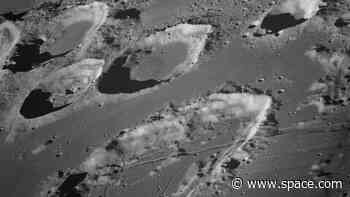 Moon rock trait offers new way to understand impact history