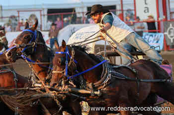 Night 3 of chuckwagon action at the Ponoka Stampede - Red Deer Advocate