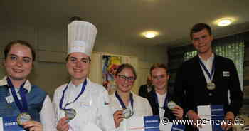 Nachwuchs im Gastgewerbe gekürt: Jugendmeister in Calw ausgezeichnet - Region - Pforzheimer Zeitung