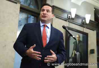 Ottawa under pressure to cancel ArriveCan app, increase airport staffing as travel chaos continues - The Globe and Mail