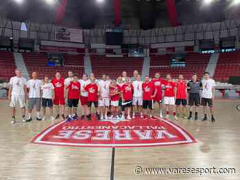 Il Basket Siamo Noi festeggia il suo sesto compleanno all'Enerxenia Arena - VareseSport